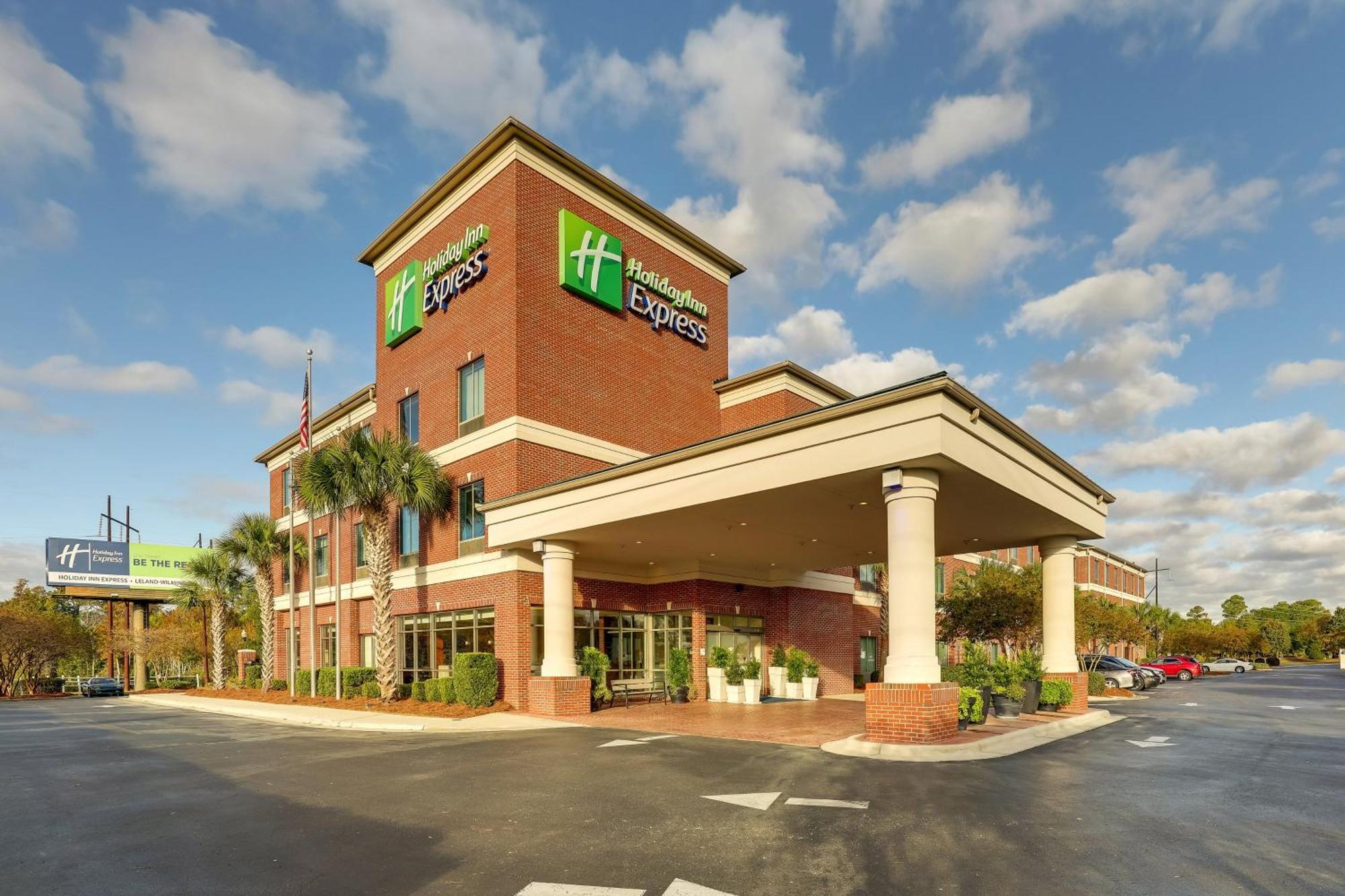 Holiday Inn Express Leland - Wilmington Area By Ihg Extérieur photo